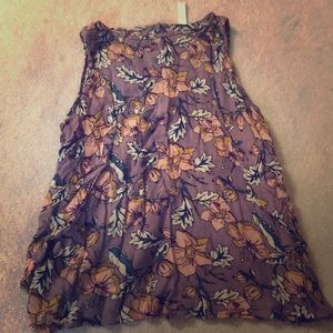 Lavender floral top, soft